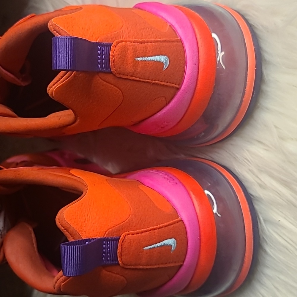 Nike Pink and Orange Sneakers Lightweight Performance - Picture 3 of 16